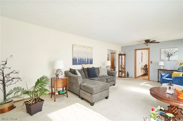 507 E Ford Avenue, Barberton, OH 44203