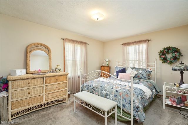 507 E Ford Avenue, Barberton, OH 44203