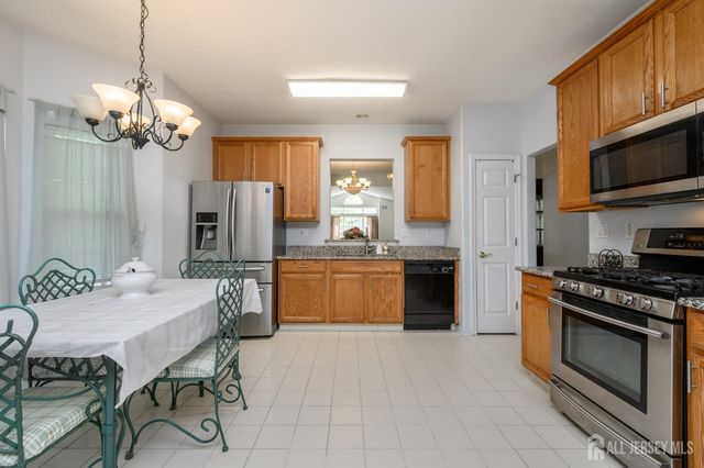 70 Vineyard Court, Monroe, NJ 08831