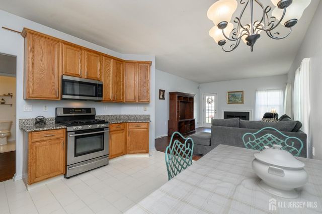 70 Vineyard Court, Monroe, NJ 08831