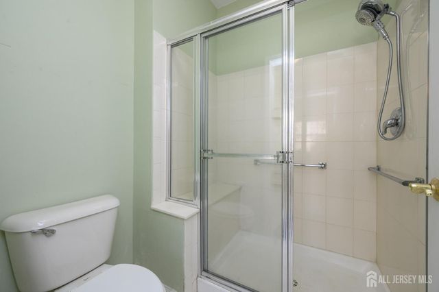 70 Vineyard Court, Monroe, NJ 08831