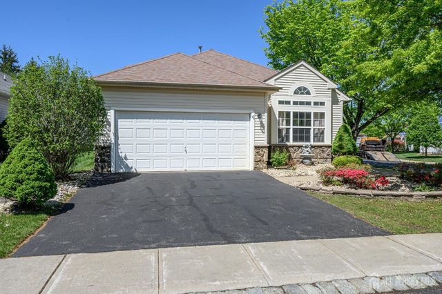70 Vineyard Court, Monroe, NJ 08831