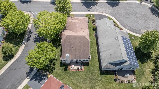 70 Vineyard Court, Monroe, NJ 08831