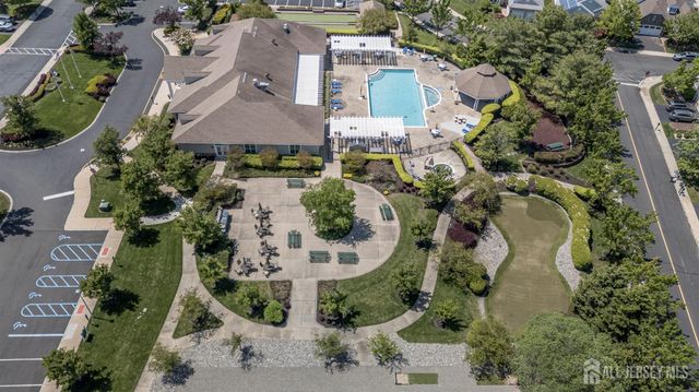 70 Vineyard Court, Monroe, NJ 08831