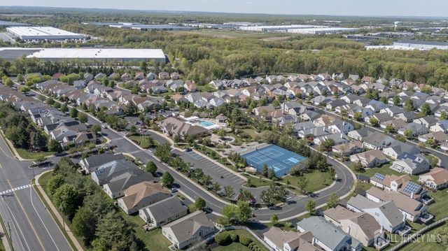 70 Vineyard Court, Monroe, NJ 08831