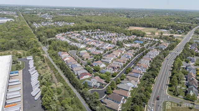 70 Vineyard Court, Monroe, NJ 08831