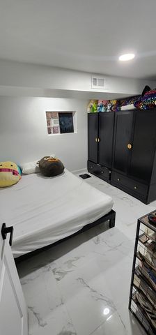 6236 N Francisco Avenue G, Chicago, IL 60659