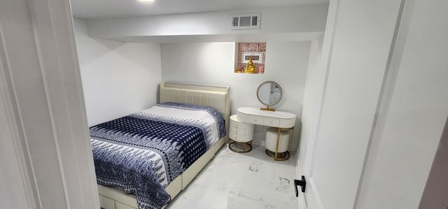 6236 N Francisco Avenue G, Chicago, IL 60659