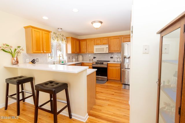 47 Native Dancer Lane, Stillwater, NY 12866