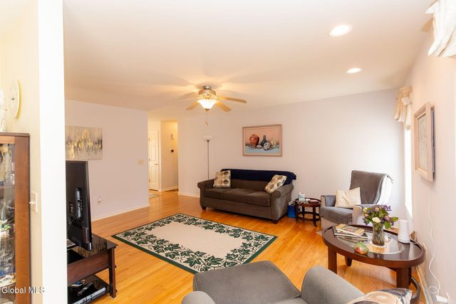 47 Native Dancer Lane, Stillwater, NY 12866