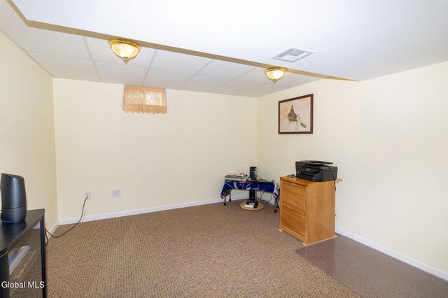 47 Native Dancer Lane, Stillwater, NY 12866