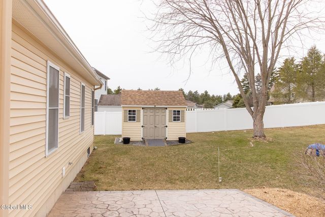 47 Native Dancer Lane, Stillwater, NY 12866