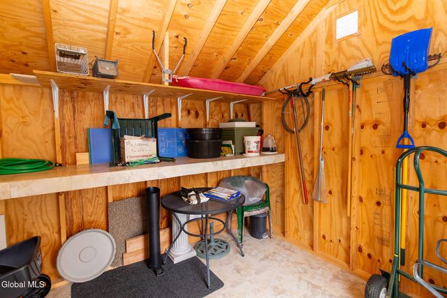 47 Native Dancer Lane, Stillwater, NY 12866