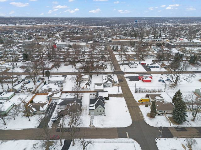 2145 Root Street, Crest Hill, IL 60403