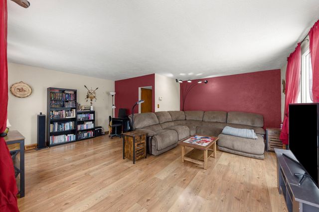 2145 Root Street, Crest Hill, IL 60403