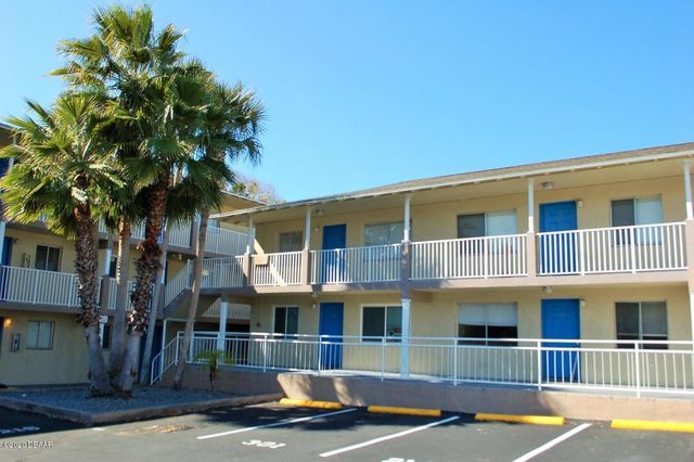 415 N Halifax Ave Apt 103, Daytona Beach, FL 32118