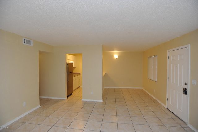 415 N Halifax Ave Apt 103, Daytona Beach, FL 32118