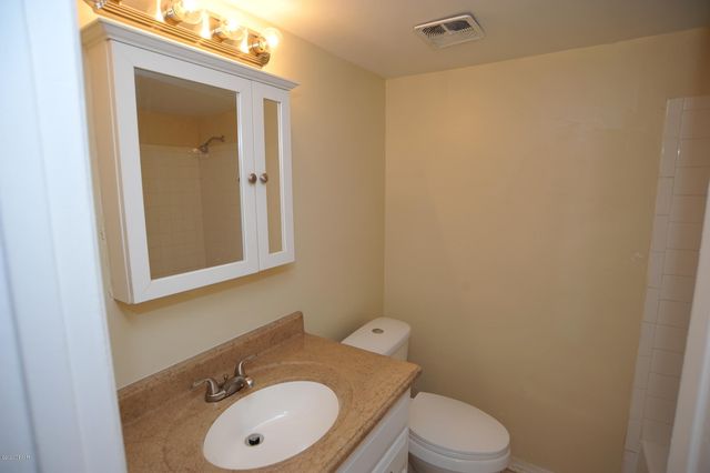 415 N Halifax Ave Apt 103, Daytona Beach, FL 32118