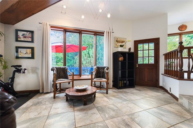 2055 Outlook Drive, Upper St Clair, PA 15241