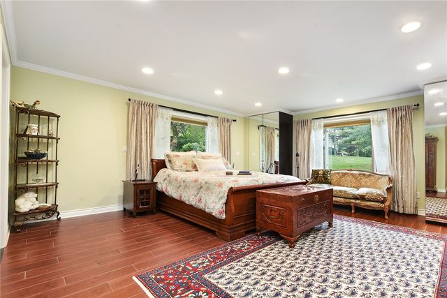 2055 Outlook Drive, Upper St Clair, PA 15241