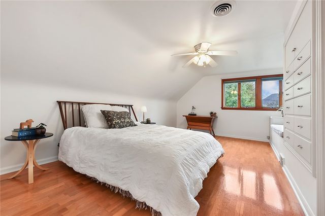 2055 Outlook Drive, Upper St Clair, PA 15241