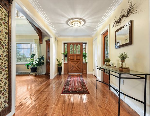 2055 Outlook Drive, Upper St Clair, PA 15241
