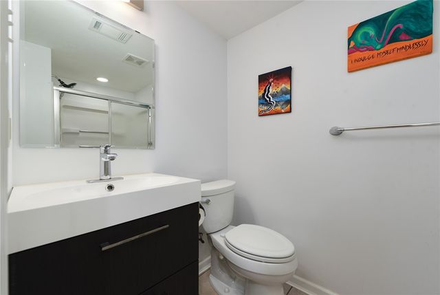 2055 Outlook Drive, Upper St Clair, PA 15241