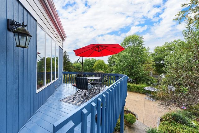 2055 Outlook Drive, Upper St Clair, PA 15241