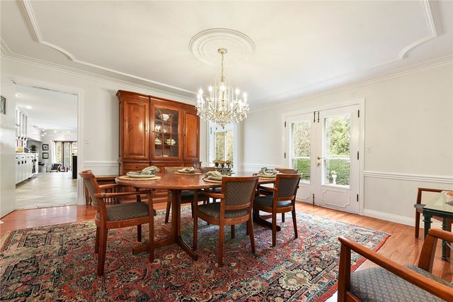 2055 Outlook Drive, Upper St Clair, PA 15241