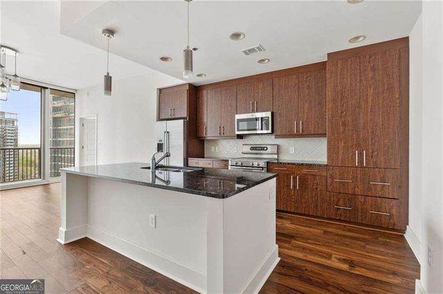 1080 Peachtree Street NE 1904, Atlanta, GA 30309