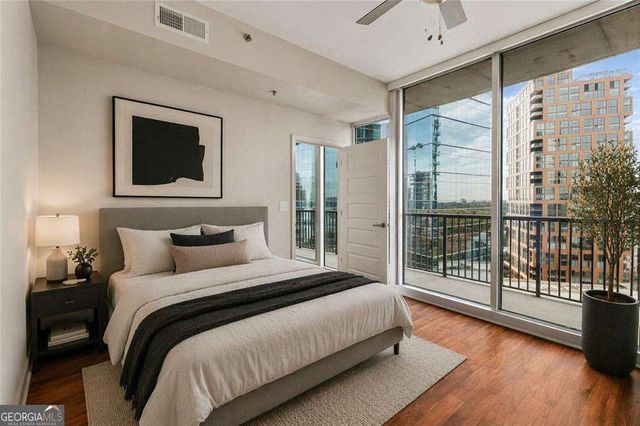 1080 Peachtree Street NE 1904, Atlanta, GA 30309