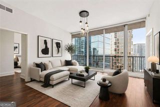 1080 Peachtree Street NE 1904, Atlanta, GA 30309