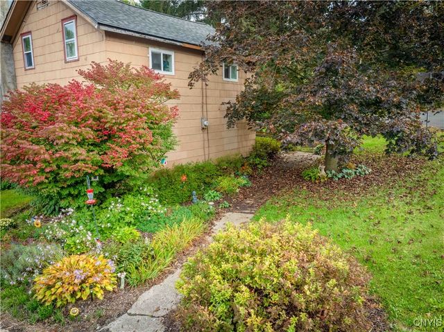 3900 Amber Road, Onondaga, NY 13215