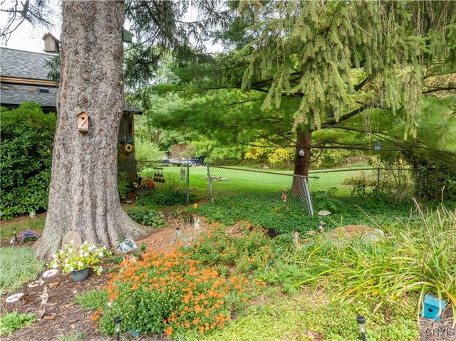 3900 Amber Road, Onondaga, NY 13215