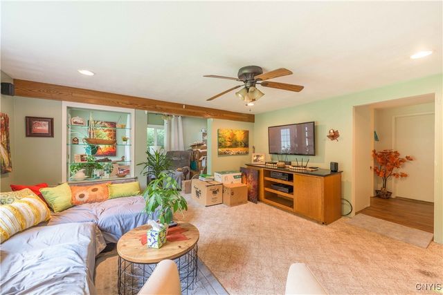 3900 Amber Road, Onondaga, NY 13215