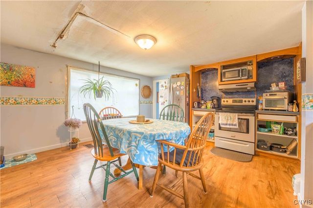 3900 Amber Road, Onondaga, NY 13215