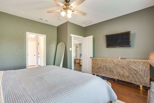703 Country Club Drive, Joshua, TX 76058