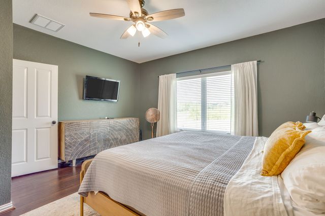 703 Country Club Drive, Joshua, TX 76058