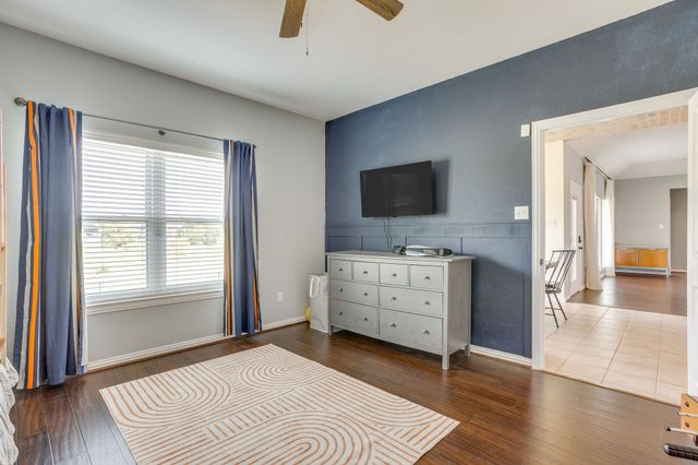 703 Country Club Drive, Joshua, TX 76058