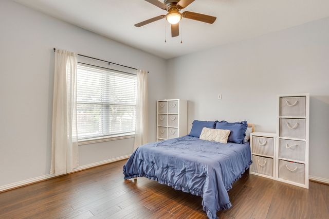 703 Country Club Drive, Joshua, TX 76058