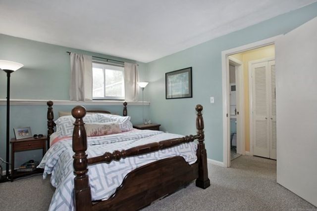 180-C River St 7, Waltham, MA 02453