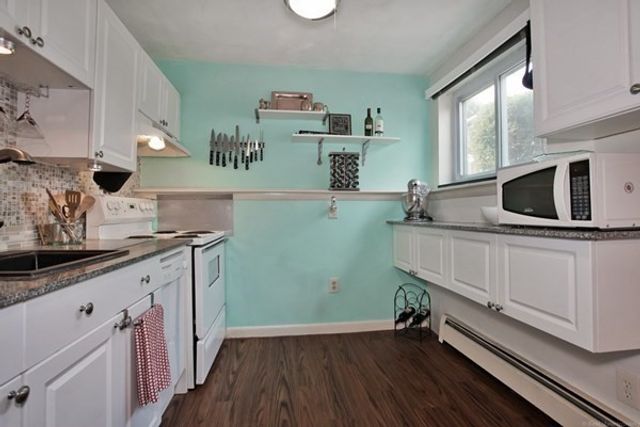 180-C River St 7, Waltham, MA 02453