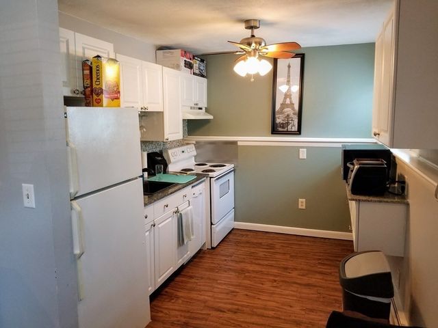 180-C River St 7, Waltham, MA 02453