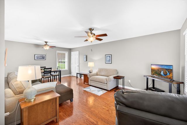 7173 Burgess Falls Rd, Sparta, TN 38583