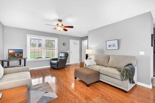 7173 Burgess Falls Rd, Sparta, TN 38583