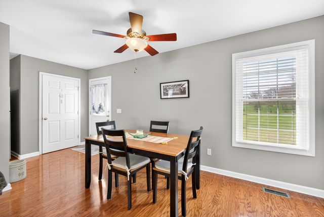 7173 Burgess Falls Rd, Sparta, TN 38583