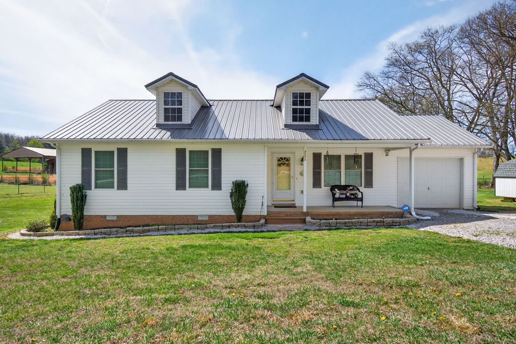 7173 Burgess Falls Rd, Sparta, TN 38583