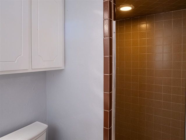 7118 NW Ash Ave, Lawton, OK 73505