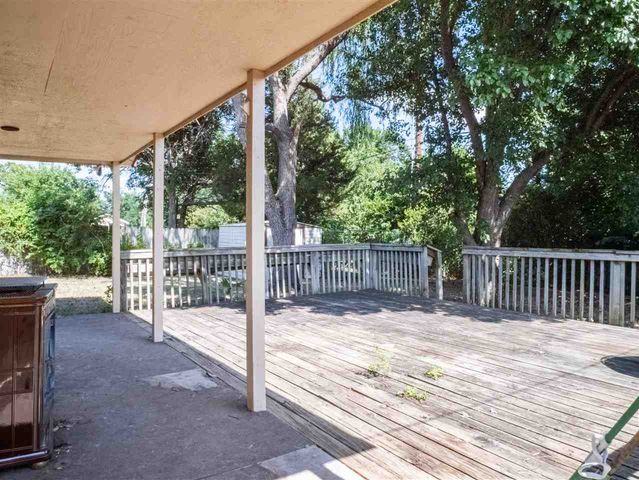 7118 NW Ash Ave, Lawton, OK 73505