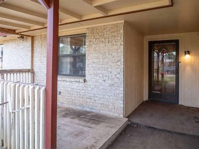 7118 NW Ash Ave, Lawton, OK 73505